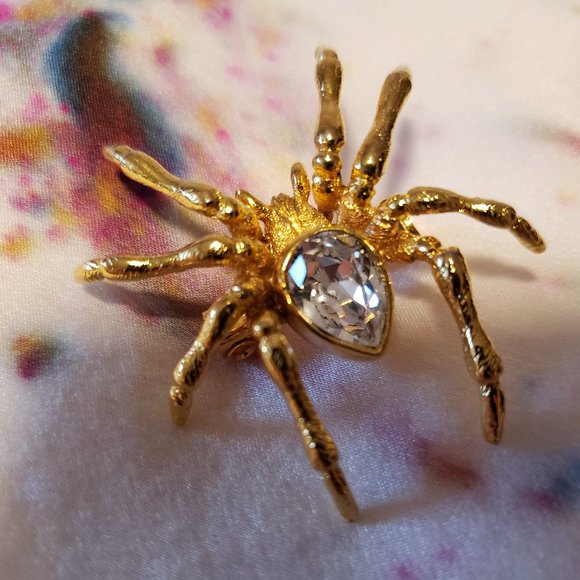 Vintage Gold-tone Spider Brooch - Picture 5 of 6
